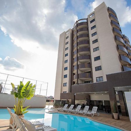 Apartdamani - Aptos Por Temporada No Centro Фос-ду-Іґуасу Екстер'єр фото